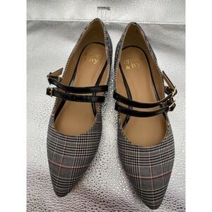 Crown & Ivy Sahara Plaid Mary Jane Flats Grey Red Pointed Toe Buckle Shoes 8.5M